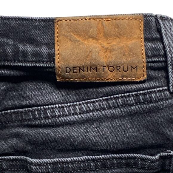 Denim Forum Jeans The Yoko High Rise Slim Button Fly Raw Hem Black Size 27 - Picture 5 of 6
